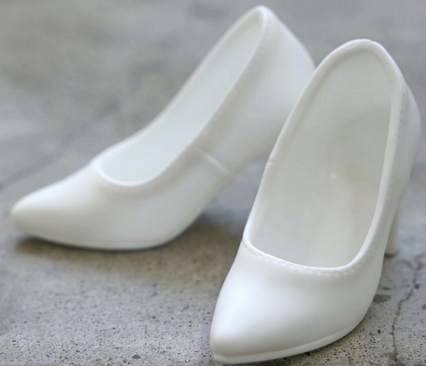 White Pumps